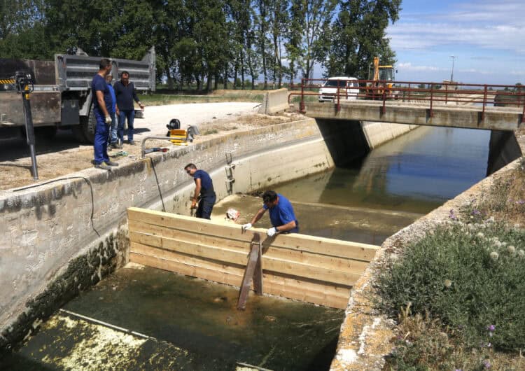 El Ministeri d’Agricultura impulsa un projecte per evitar pèrdues d’aigua per filtració al canal d’Urgell